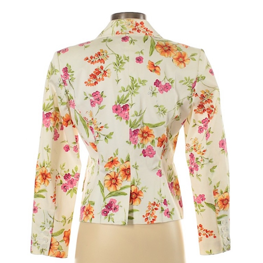 New Talbots floral blazer - Picture 2 of 2